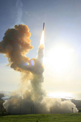 In Congress, Growing Momentum for Nuclear Cuts