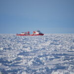 Xue Long in the ice. Image credit: Natalie Tapson. CC BY-NC-SA 2.0